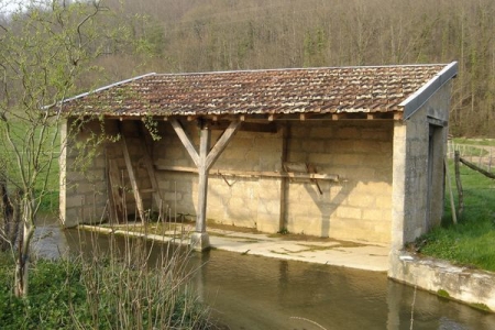 Thorey-lavoir 2 dans hameau Val de Quenouil
