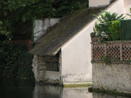 Nemours-lavoir 10