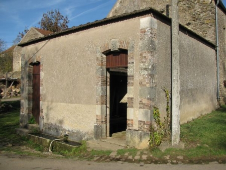 Nuars-lavoir 3 dans hameau Bonneçon
