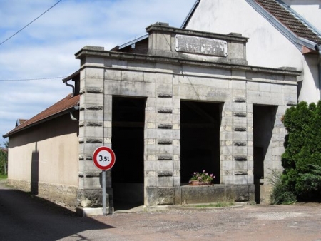Soing Cubry Charentenay-lavoir 2 dans le bourg