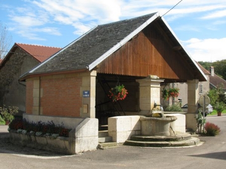 Bougey-lavoir 1